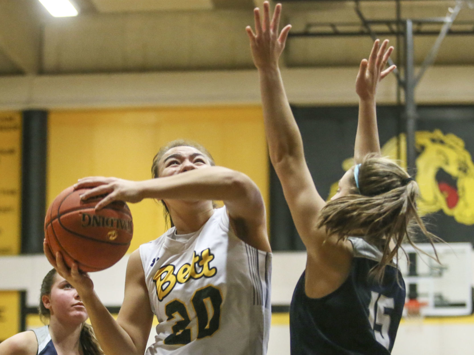 011420-qct-spt-pv-bett-hoops-01.JPG